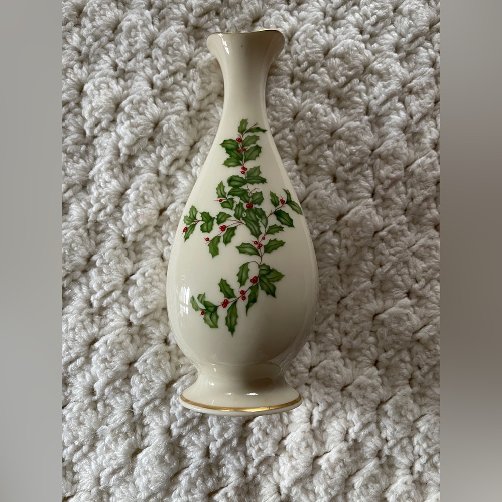 Elegant Cream Vase with Holly Designm by Lenox. Made in USA